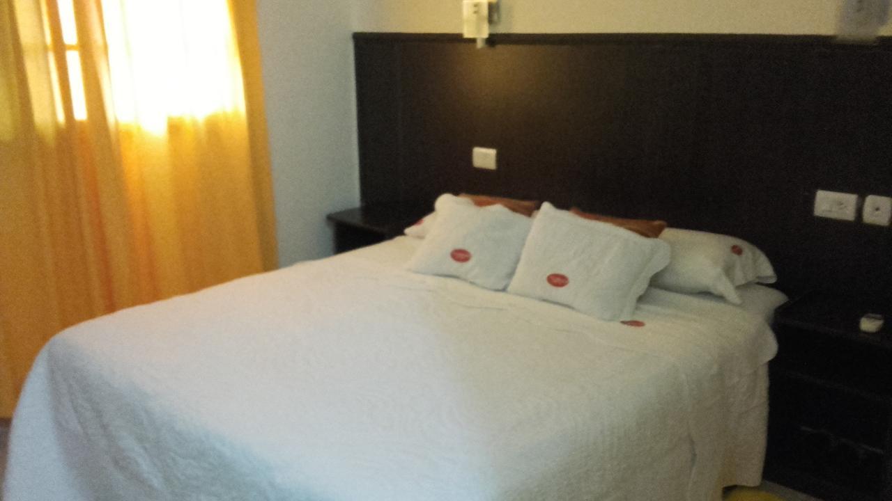 Hotel Florida Saladas Kültér fotó
